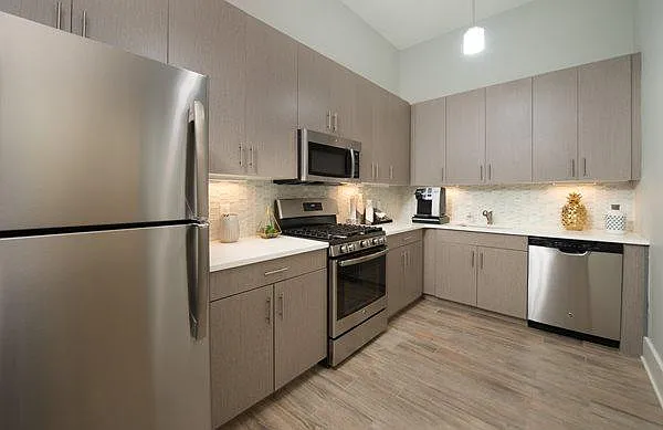 Aspen Regency — Photo 16