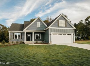 100 Lucky Lane, Pikeville, NC 27863