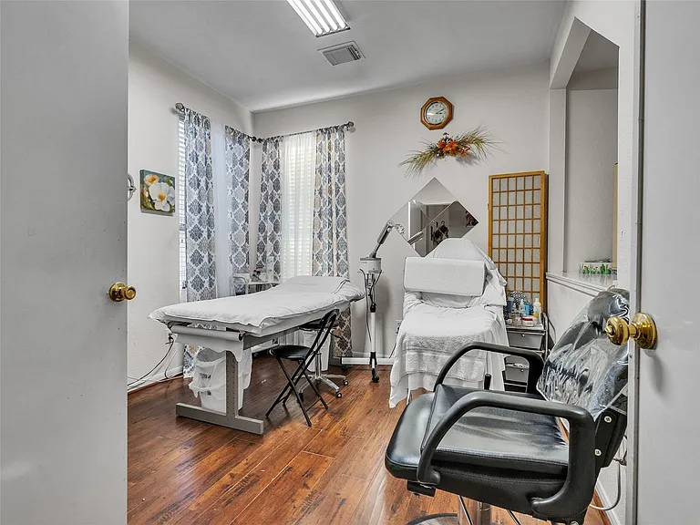 5514 Gatesprings Ln — Photo 23