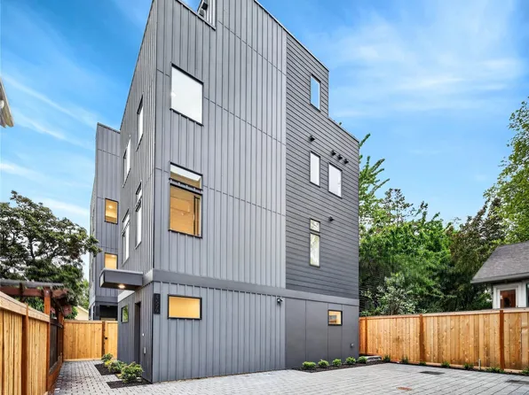 4529 Corliss Avenue N, Seattle, WA 98103
