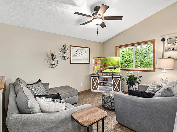 280 Publishers Dr NE, Kimball, MN 55353