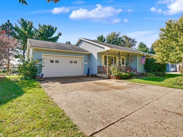 412 E Becky Ln, Mount Pleasant, IA 52641