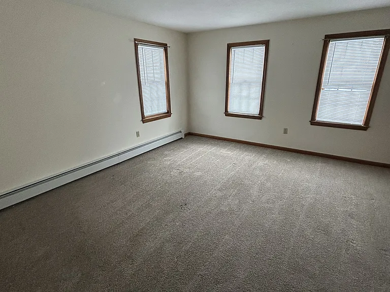 227 Wood St #B — Photo 11
