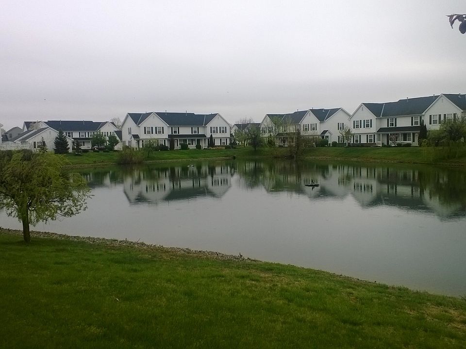 2nd image of 683 Pondview Dr