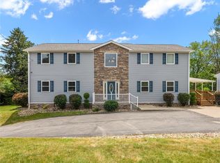 2463 Nicholson Rd, Sewickley, PA 15143