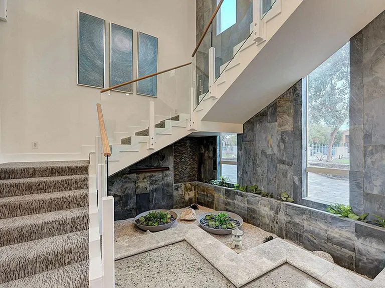 2111 Edgewood Ave — Photo 8