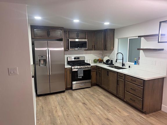 2nd image of 137 Davis Ave