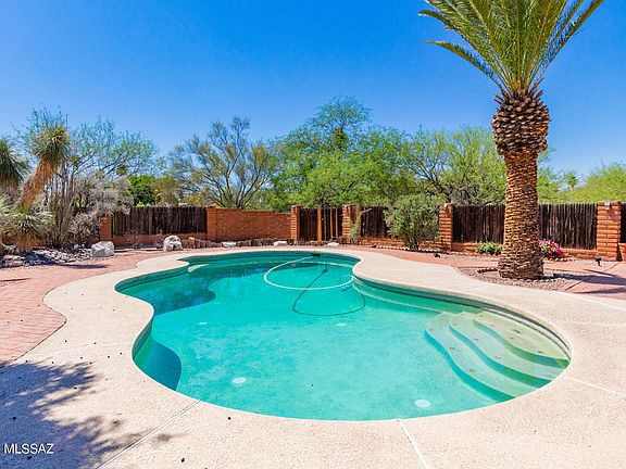 5th image of 7249 N San Anna Dr