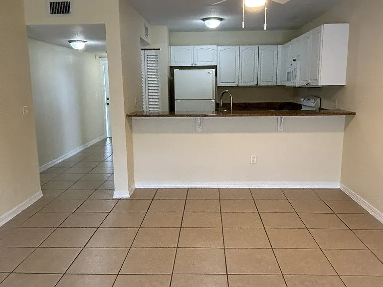 25050 Sandhill Blvd #1A3 — Photo 3
