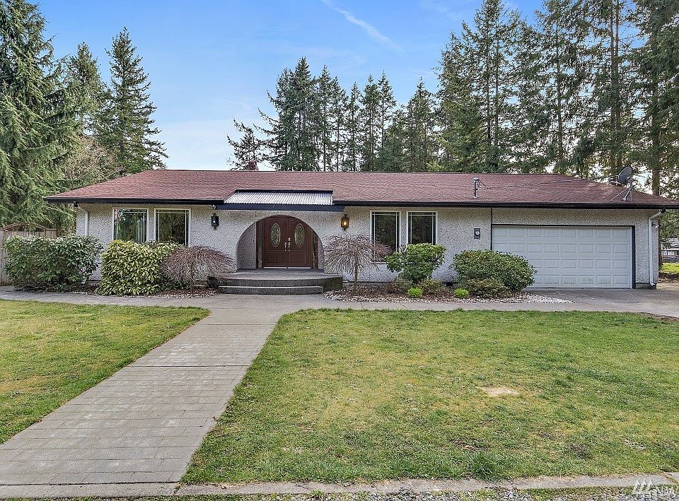 1st image of 3206 156th St E