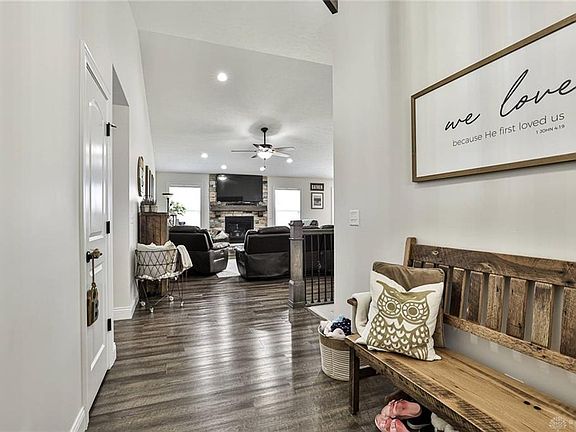 5th image of 154 Wolf Creek Ct