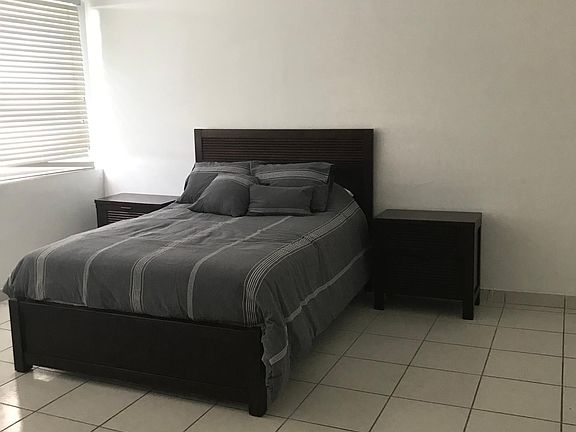 4th image of 5313 Collins Ave APT 504