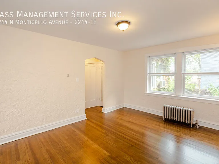 2244 N Monticello Ave #1E — Photo 3