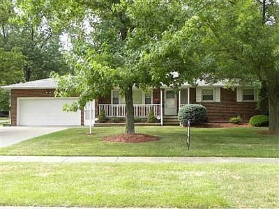 1st image of 3727 Woodstock Dr