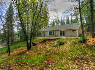 280 Applegate School Rd, Applegate, CA 95703