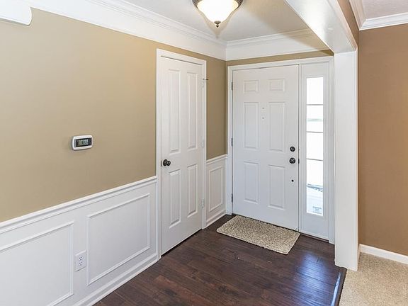 3rd image of 13753 Sunnyvale Ln