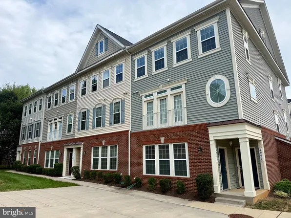 4944 Dane Ridge Cir, Woodbridge, VA 22193