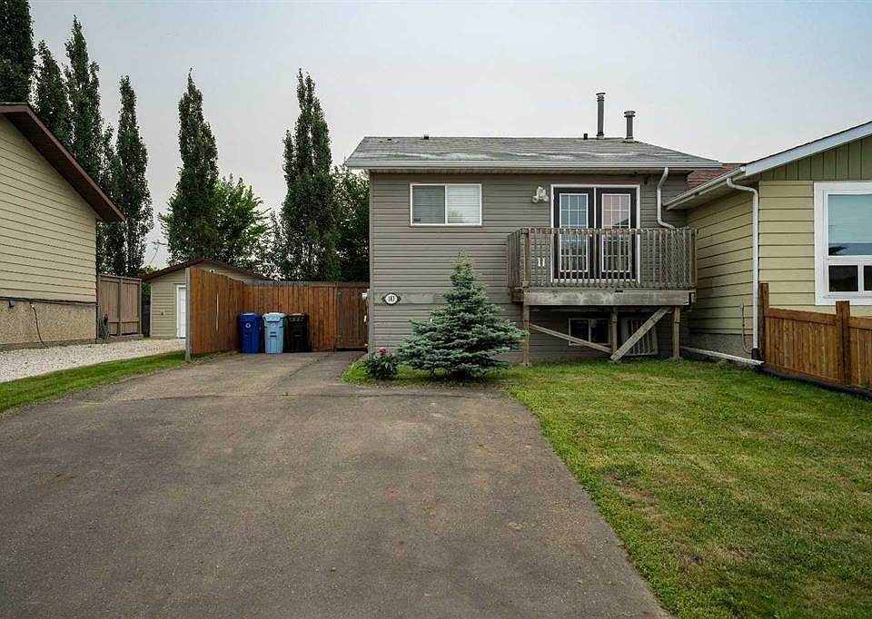 1st image of 183 W Cochrane Cres