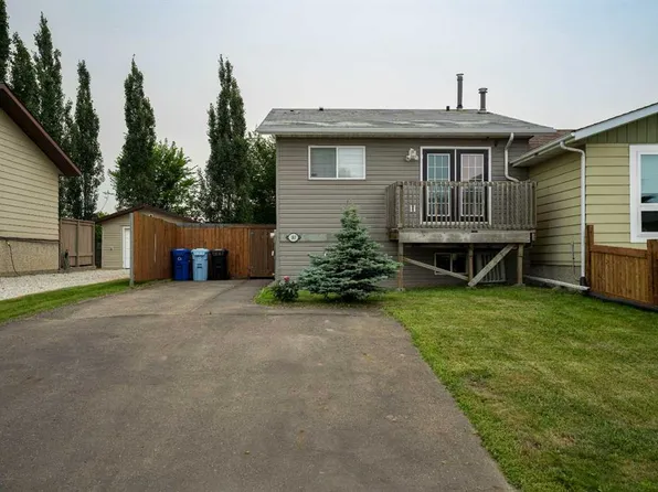 183 W Cochrane Cres, Wood Buffalo, AB T9K 1H1