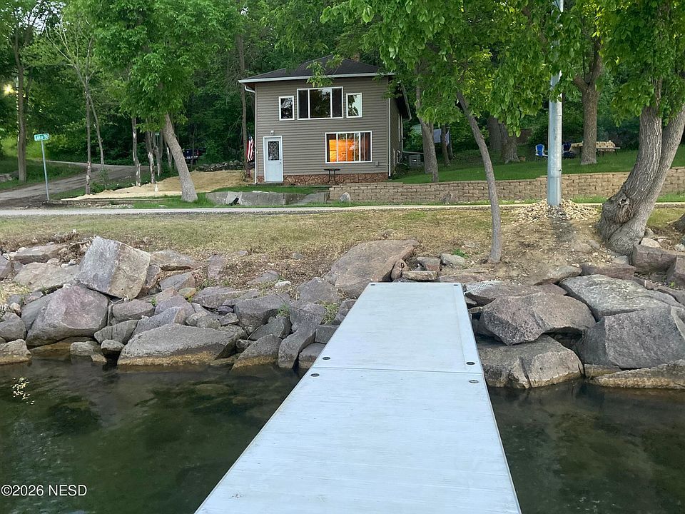 1st image of 1506 Lake St