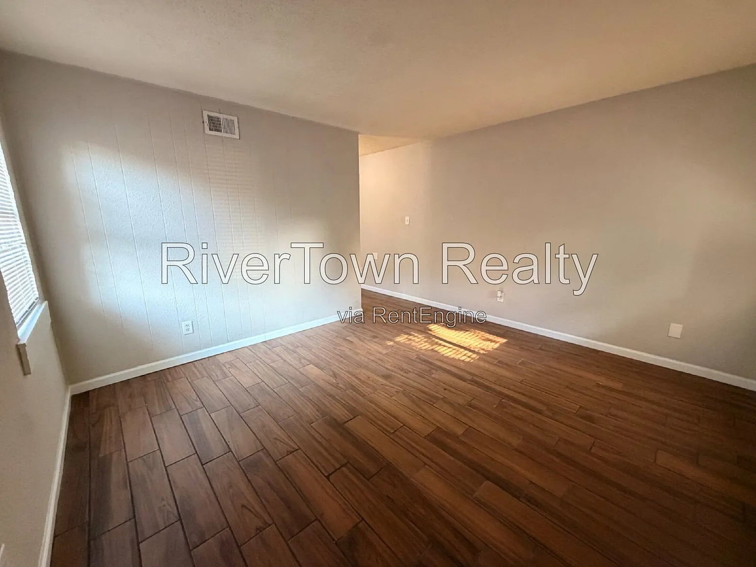 2 bed, 1.0 bath, 800 sqft, $795 — Photo 4