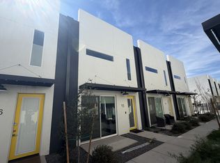 3130 N 37th St #15, Phoenix, AZ 85018