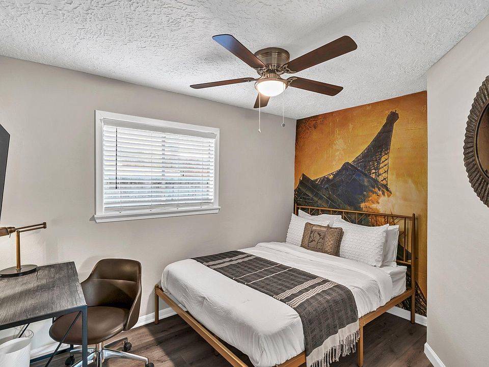 Cozy bed below the Eiffel Tower in Paris