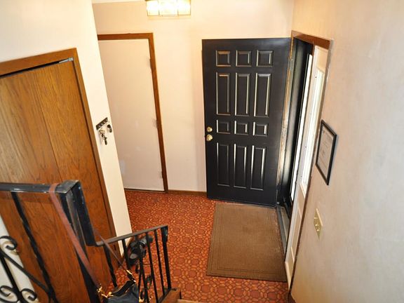2nd image of 8824 N Brook Cir N