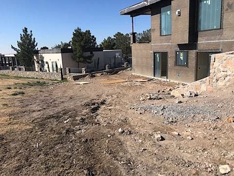 1st image of 922 Broadmoor Dr