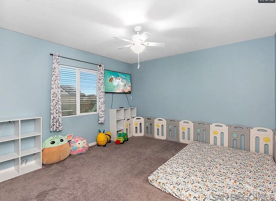 2nd image of 15 Royal Ct