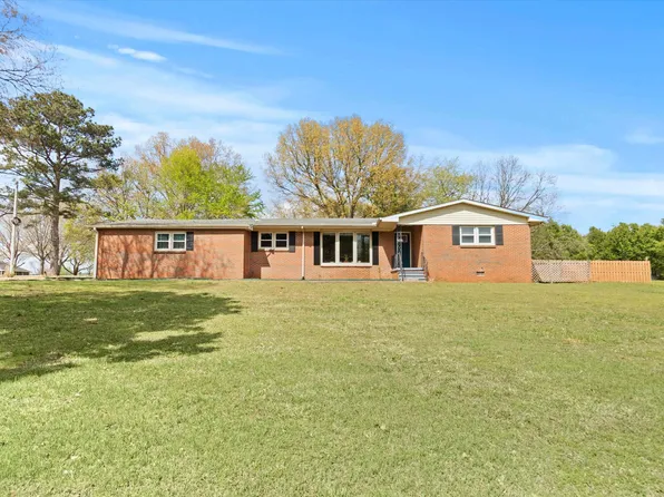 15652 Thompson Ln, Athens, AL 35611