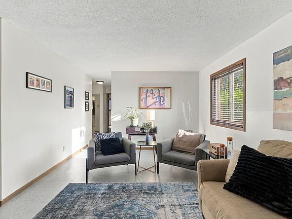 5th image of 7294 Vista Ct