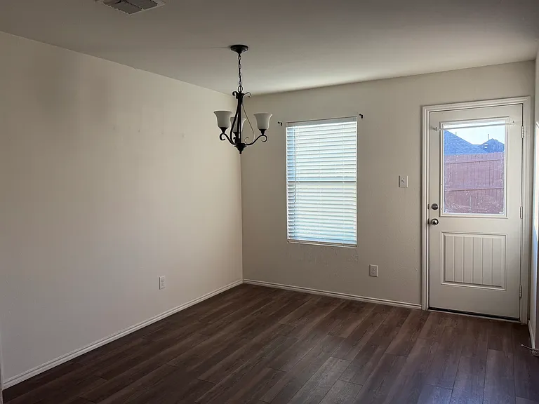 3955 Paragon Trl — Photo 10