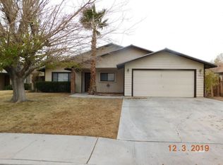 613 Ginger Ave, Ridgecrest, CA 93555