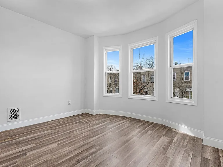 627 N Lakewood Ave — Photo 13