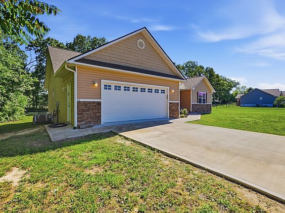 2nd image of 234 Colby Cir