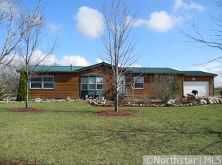 10590 Hollister Ave SW, Howard Lake, MN 55349