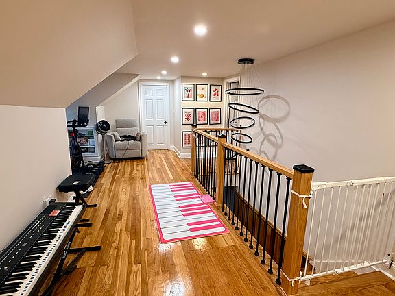 5th image of 26 Sewall St Unit B