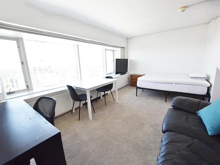 555 E William St #22E — Photo 2