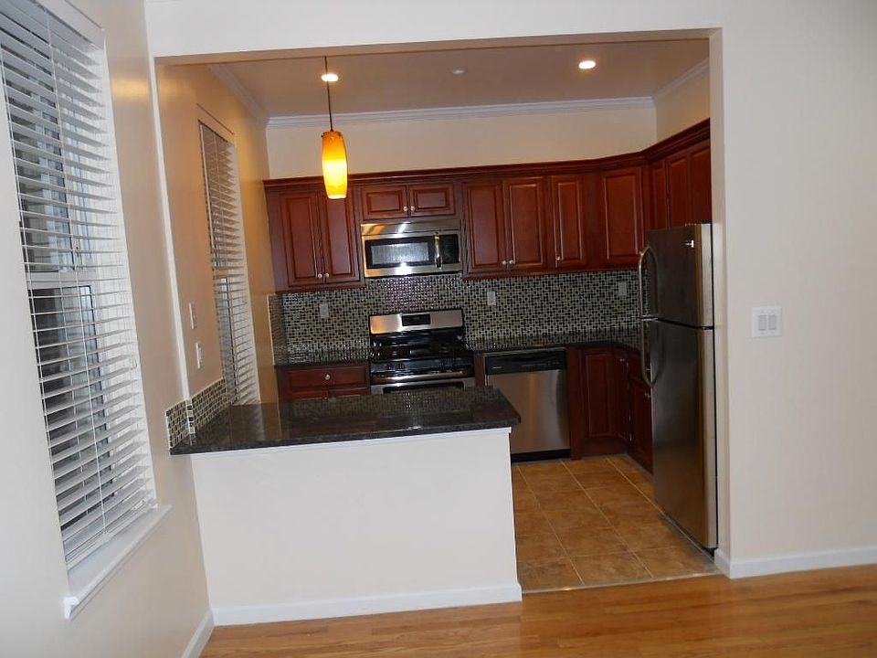 1st image of 2328 Sound St