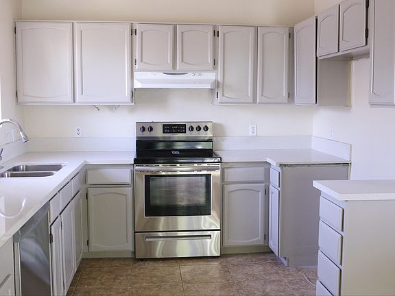 3rd image of 6124 E Ingram St