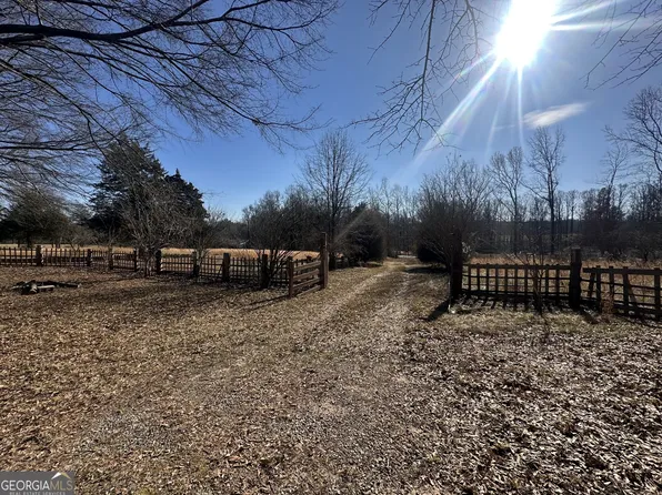 189 Forrester Rd, Maysville, GA 30558