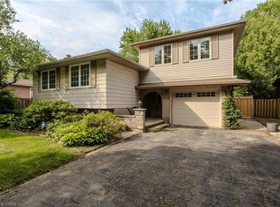 342 Bryant Cres, Burlington, ON L7L3Z5