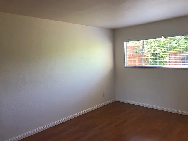2 bed, 980 sqft, $2,150 — Photo 4