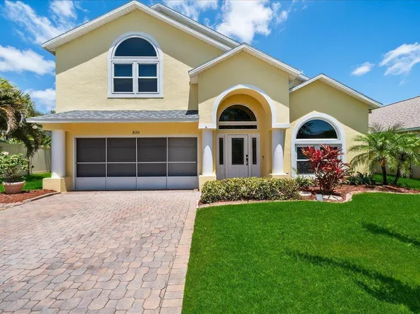 820 Sunset Lakes Dr, Merritt Island, FL 32953