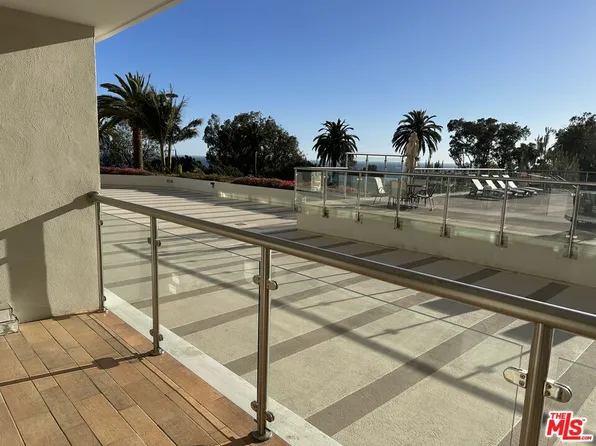 201 Ocean Ave Unit 302B, Santa Monica, CA 90402