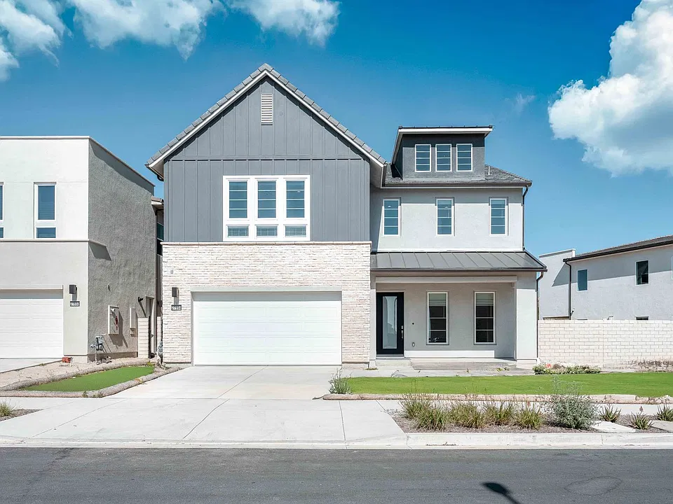 27554 Elderberry Dr