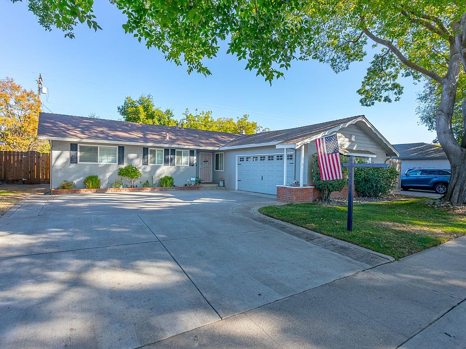 1st image of 1613 Cherrywood Dr