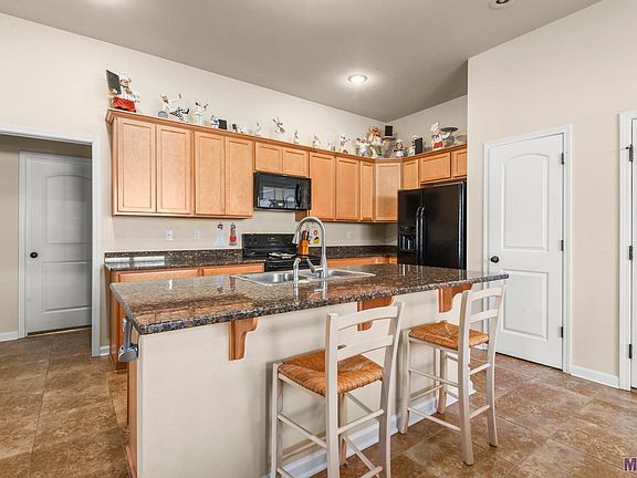 5th image of 42367 Jadestone Ave