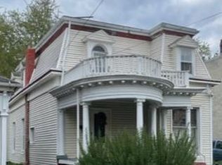 109 S 3rd Ave, Middleport, OH 45760